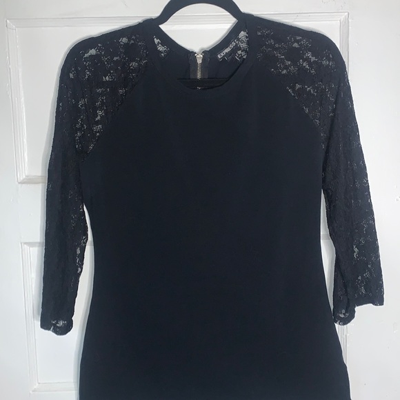 Express Tops - Black fitted top with lace sleeves